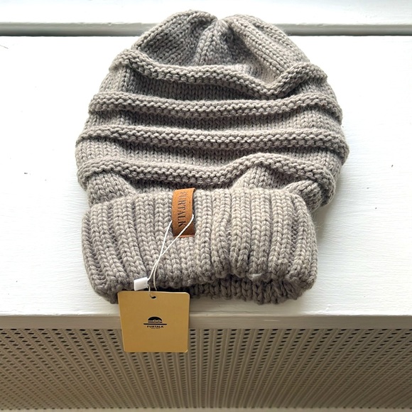 Furtalk winter knit hat NWT - Picture 1 of 9